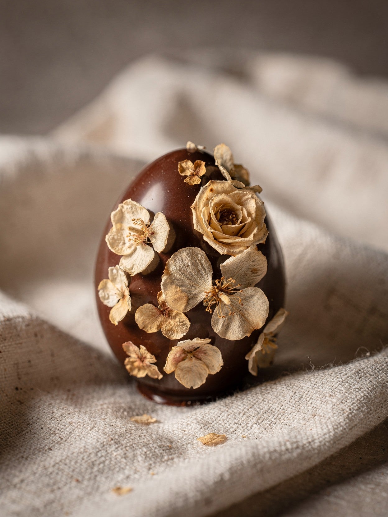 Guía Completa: Cómo Hacer y Vender Huevos de Pascua Rentables + Bonus